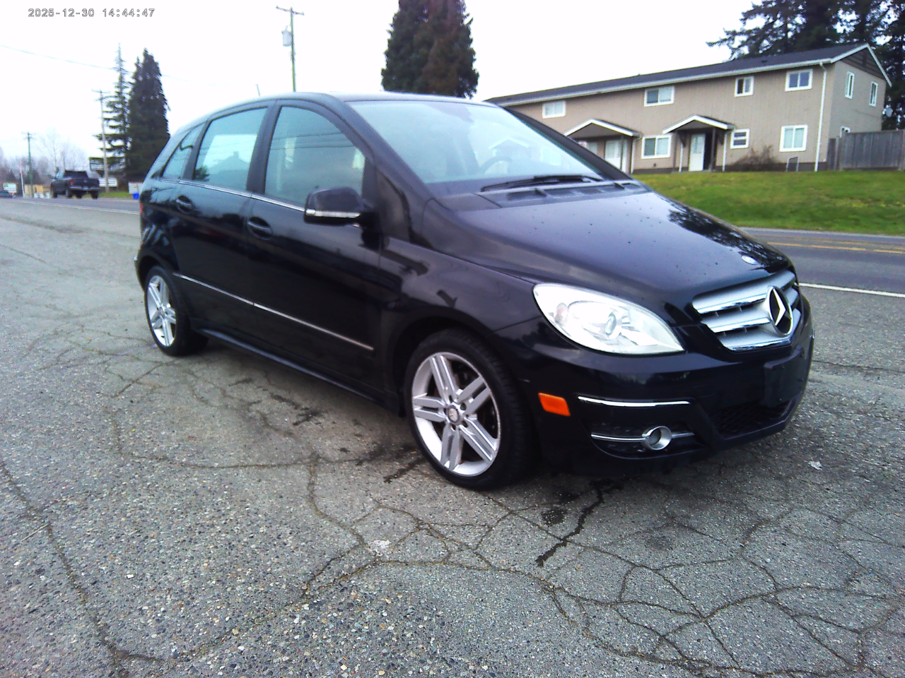 Mercedes-Benz B-Class  2011