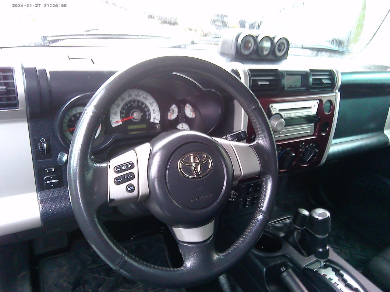 Toyota FJ Cruiser  2007