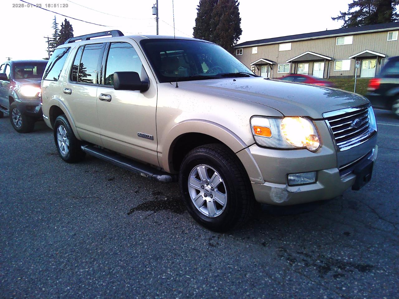 2007 Ford Explorer XLT 4.0L 4WD 7 passenger
