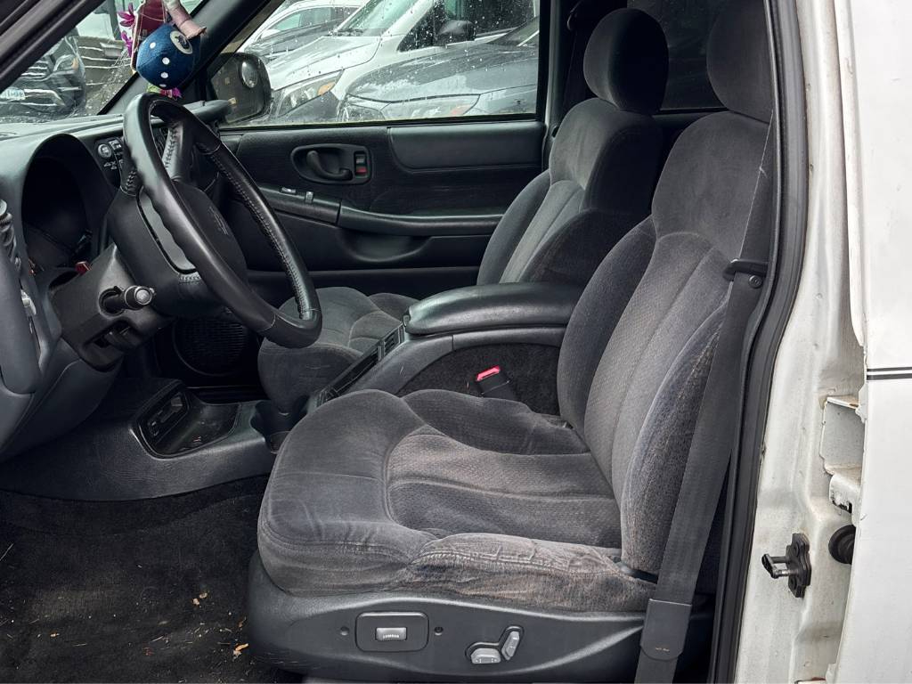 Chevrolet Blazer LT 4-Door 4WD 2001