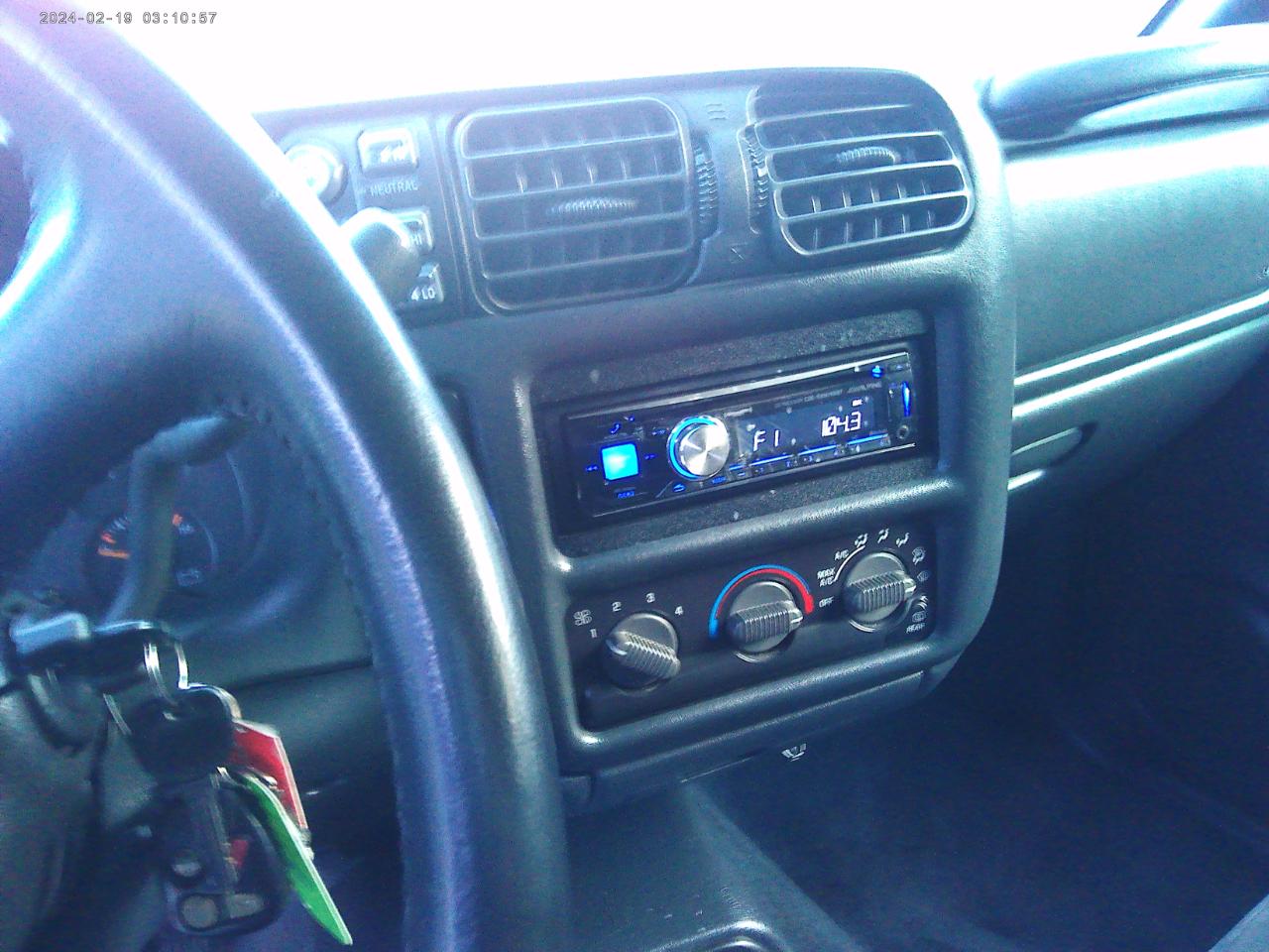 Chevrolet Blazer LT 4-Door 4WD 2001