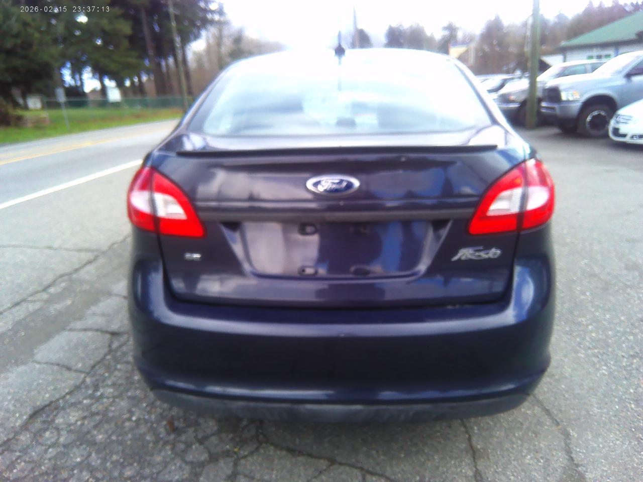 Ford Fiesta SE Sedan 2012