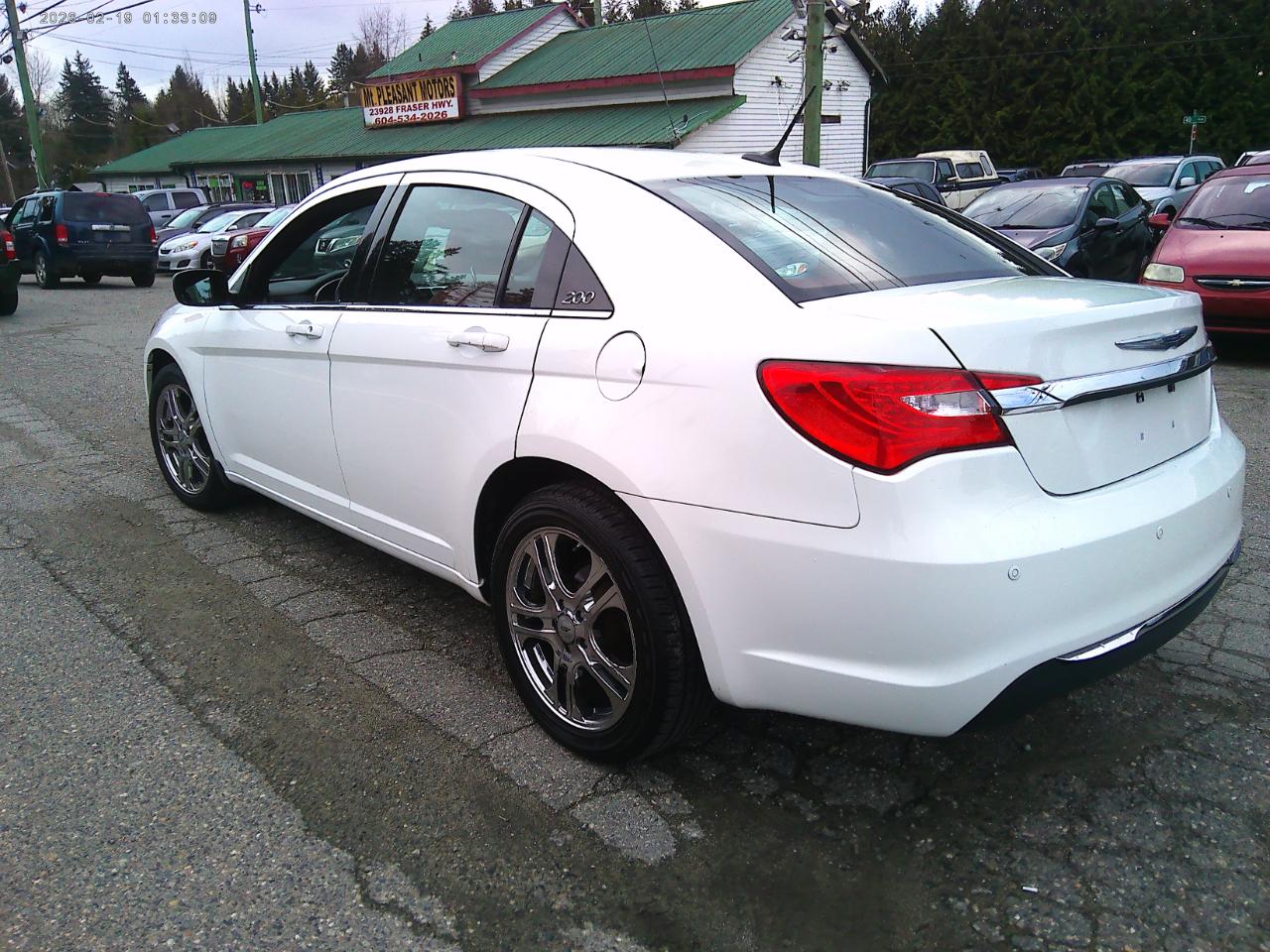 Chrysler 200 LX 2013