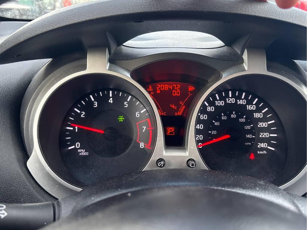 Nissan Juke S AWD 2012