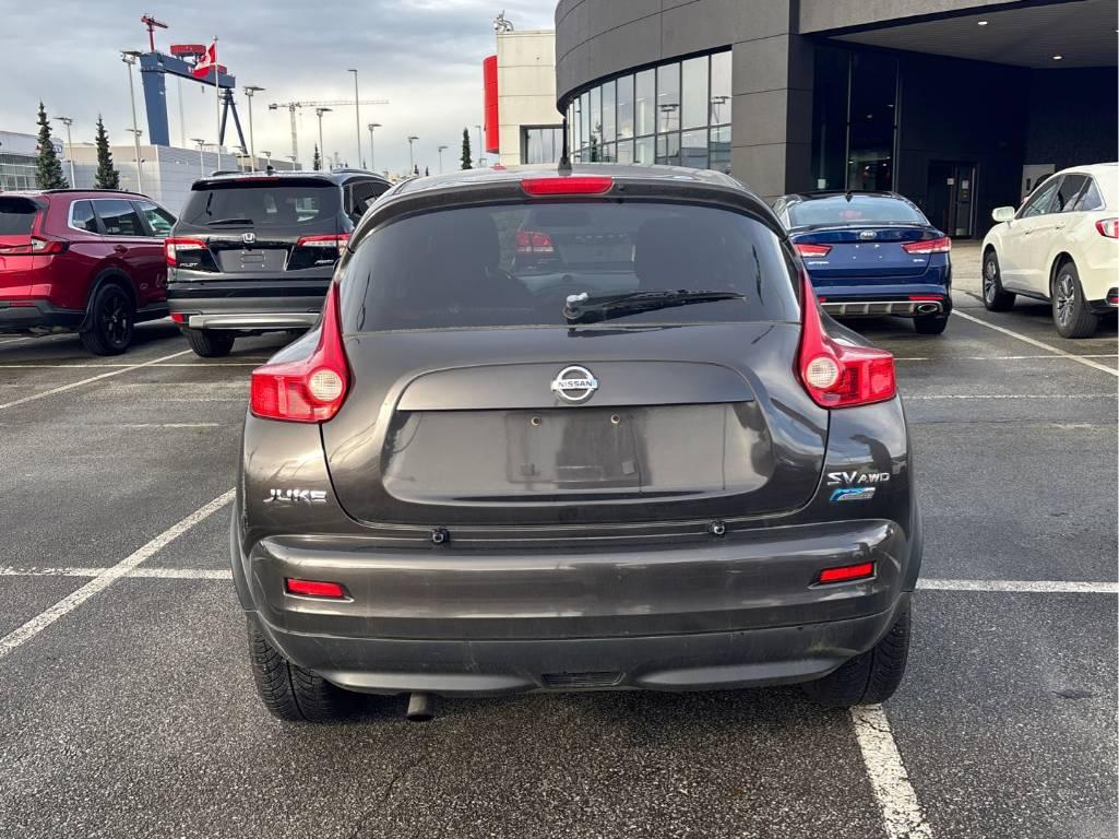 Nissan Juke S AWD 2012