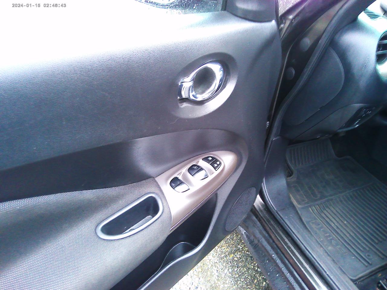 Nissan Juke S AWD 2012