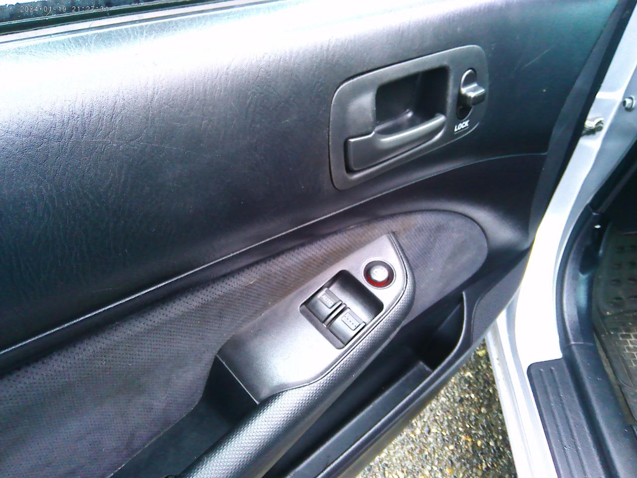 Honda Civic LX Coupe AT 2004