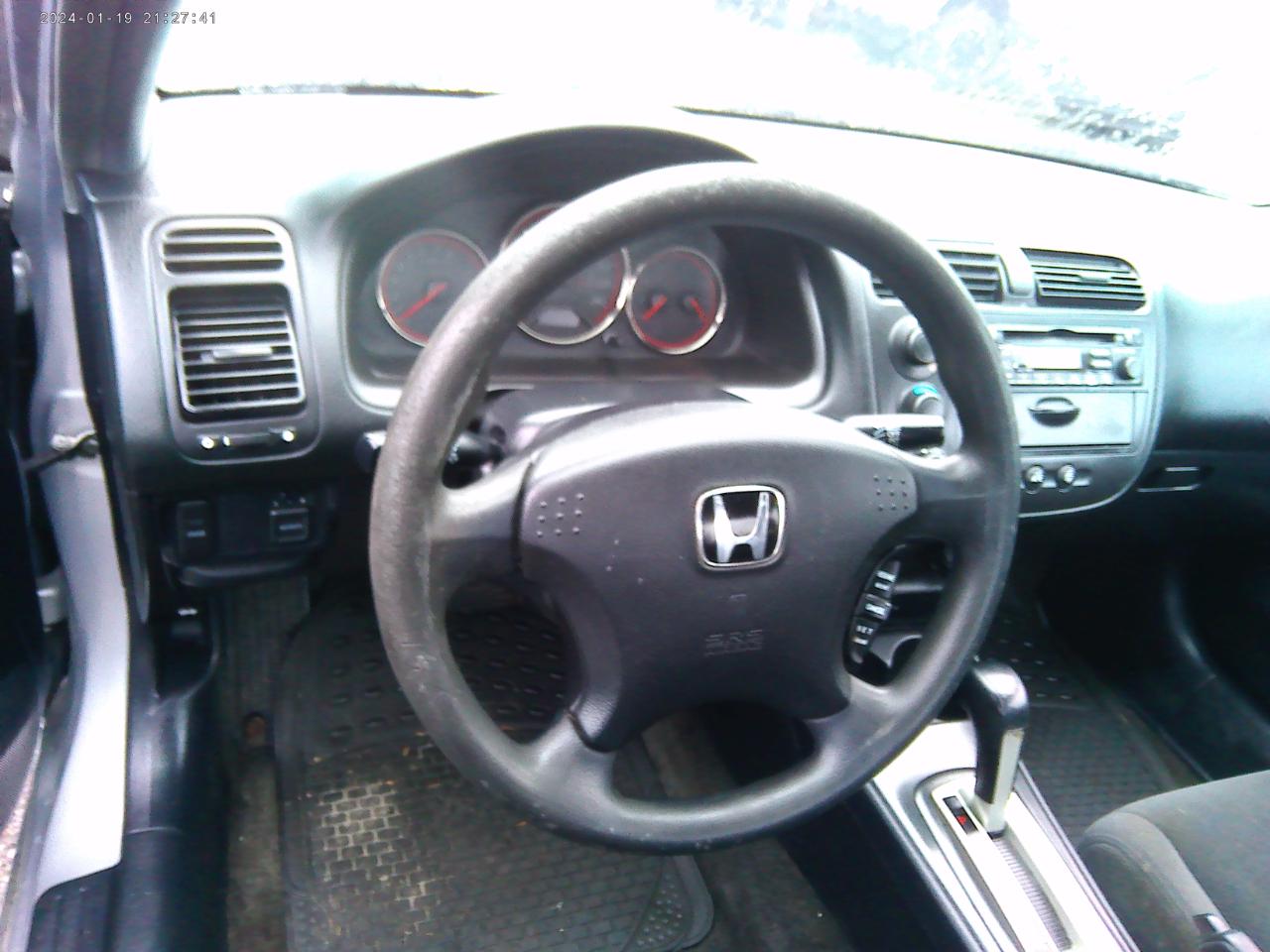 Honda Civic LX Coupe AT 2004