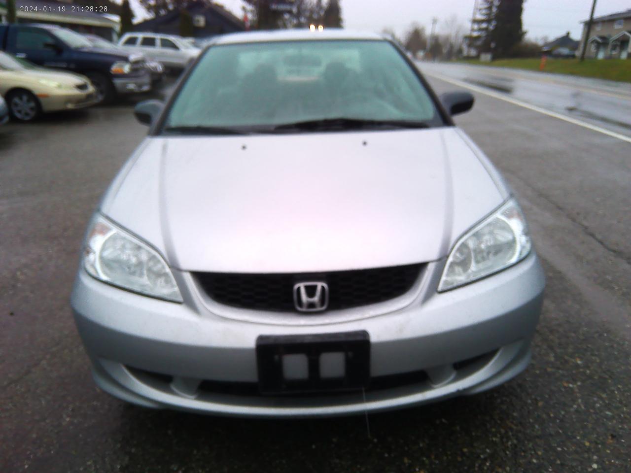 Honda Civic LX Coupe AT 2004
