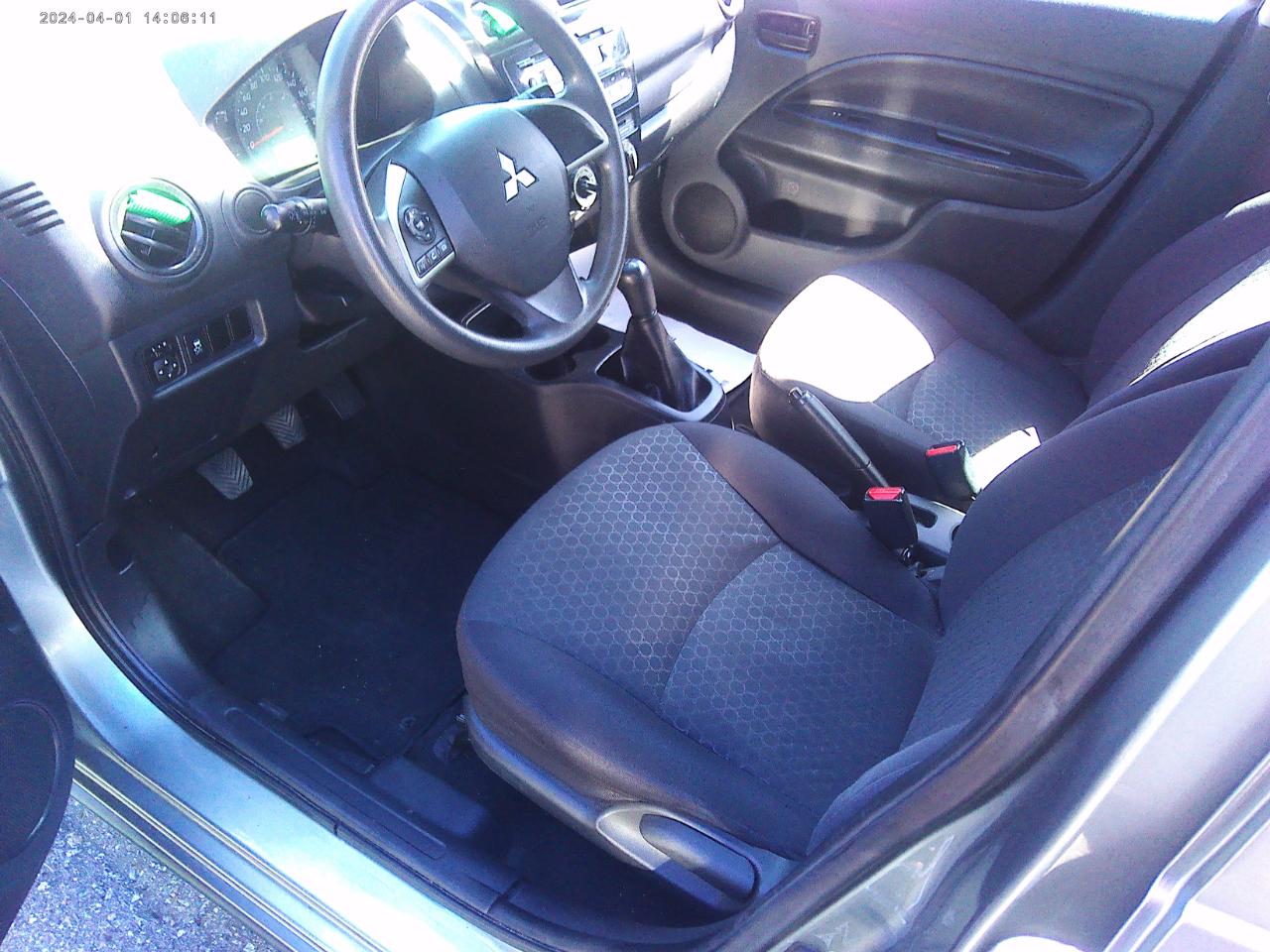 Mitsubishi Mirage  2015
