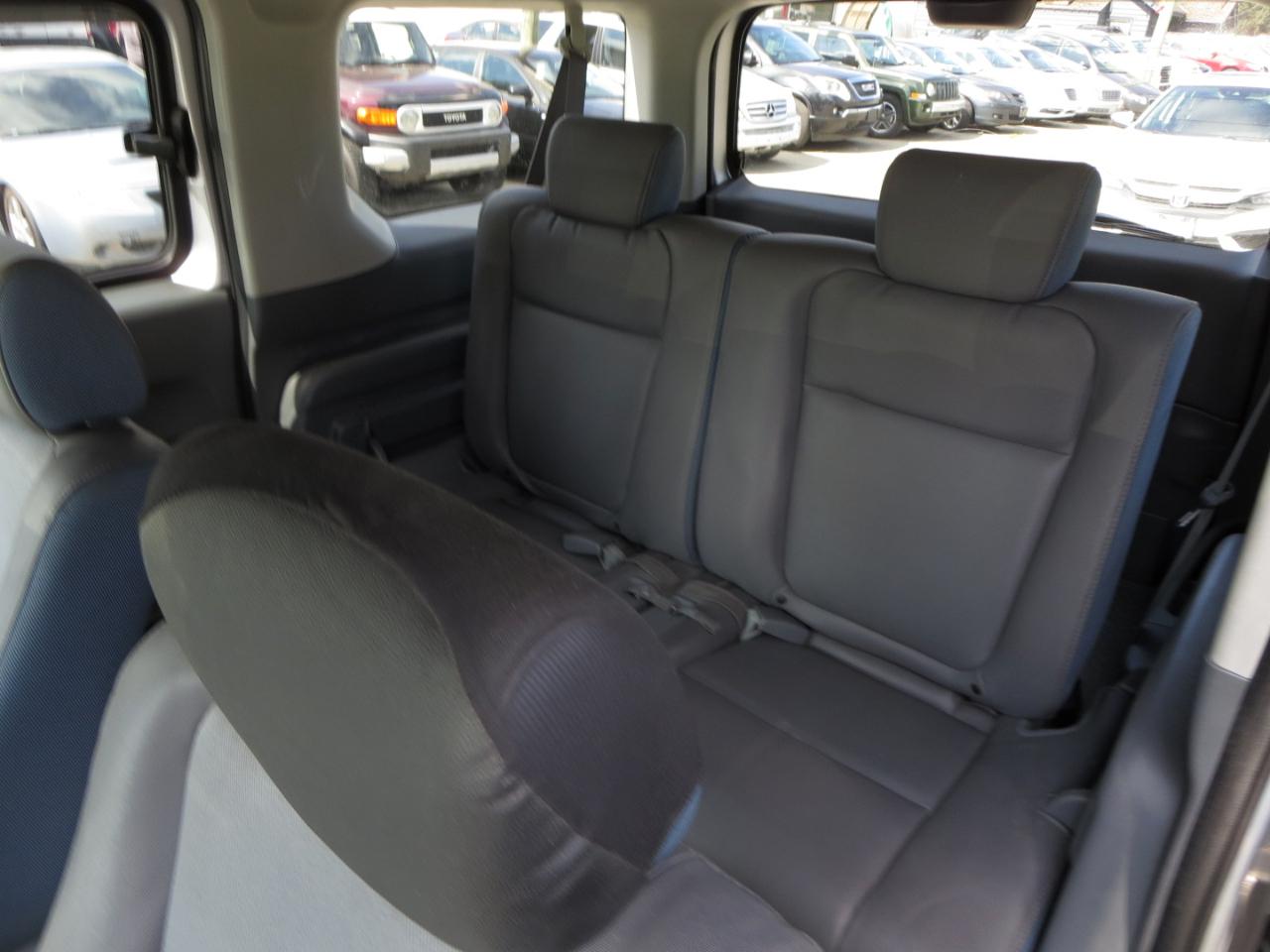 Honda Element DX 2WD AT 2003