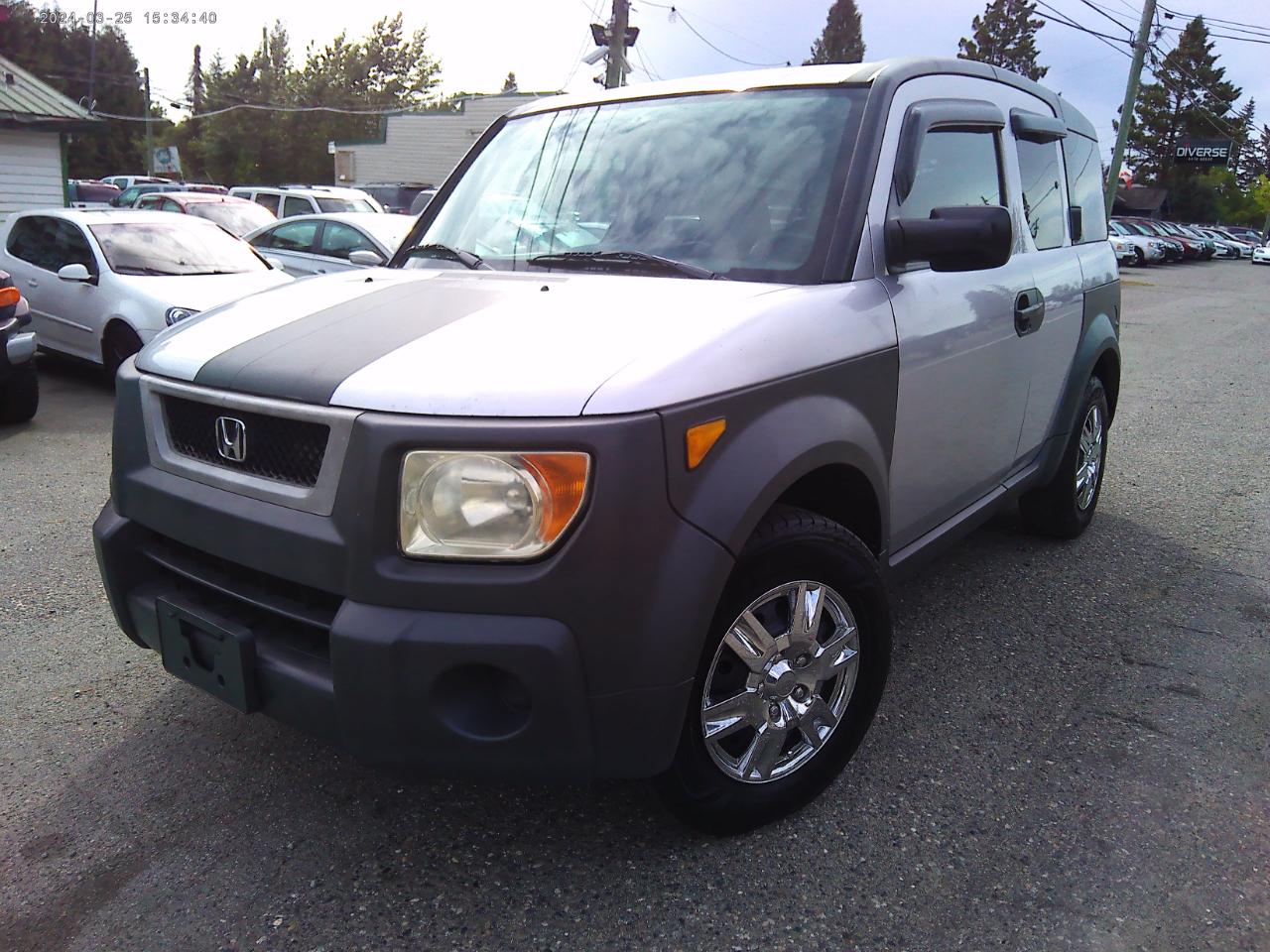 Honda Element DX 2WD AT 2003