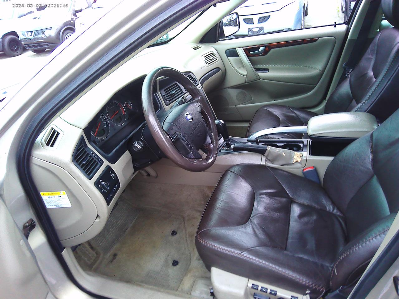 Volvo XC70  2004