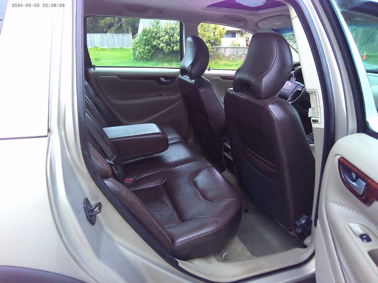 Volvo XC70  2004