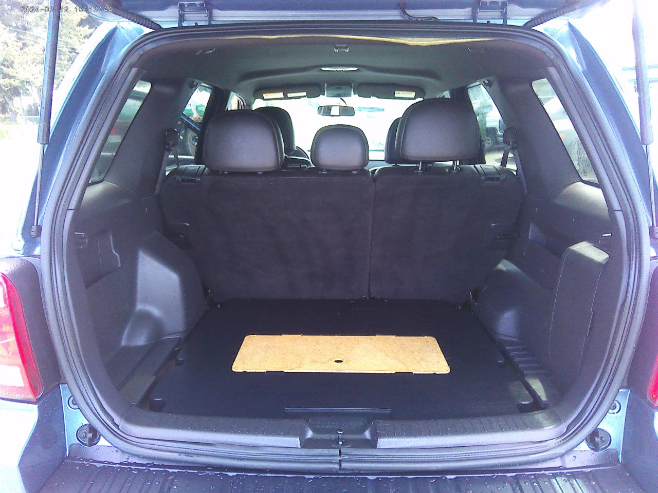 Ford Escape  2012
