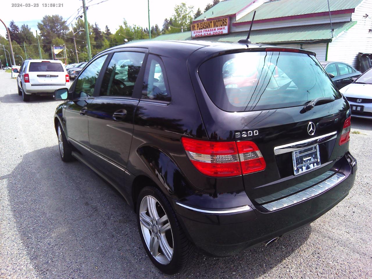 Mercedes-Benz B-Class B200 2011