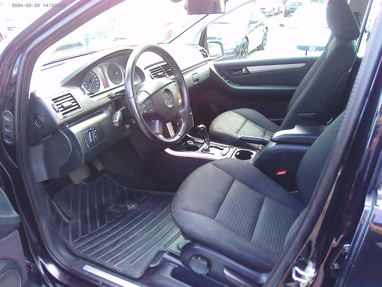Mercedes-Benz B-Class B200 2011