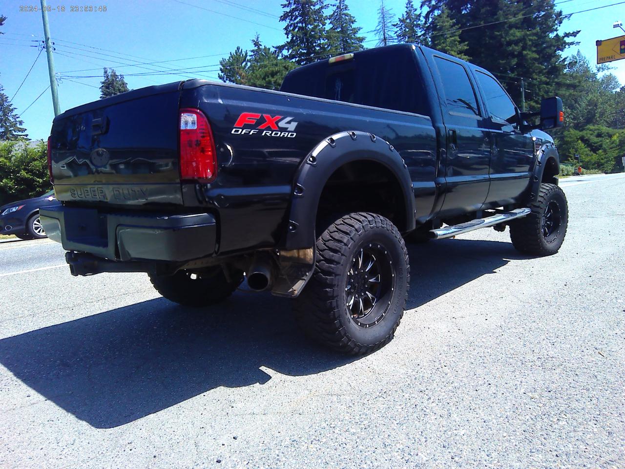 Ford F-350 SD Lariat Crew Cab Long Bed 4WD 2008