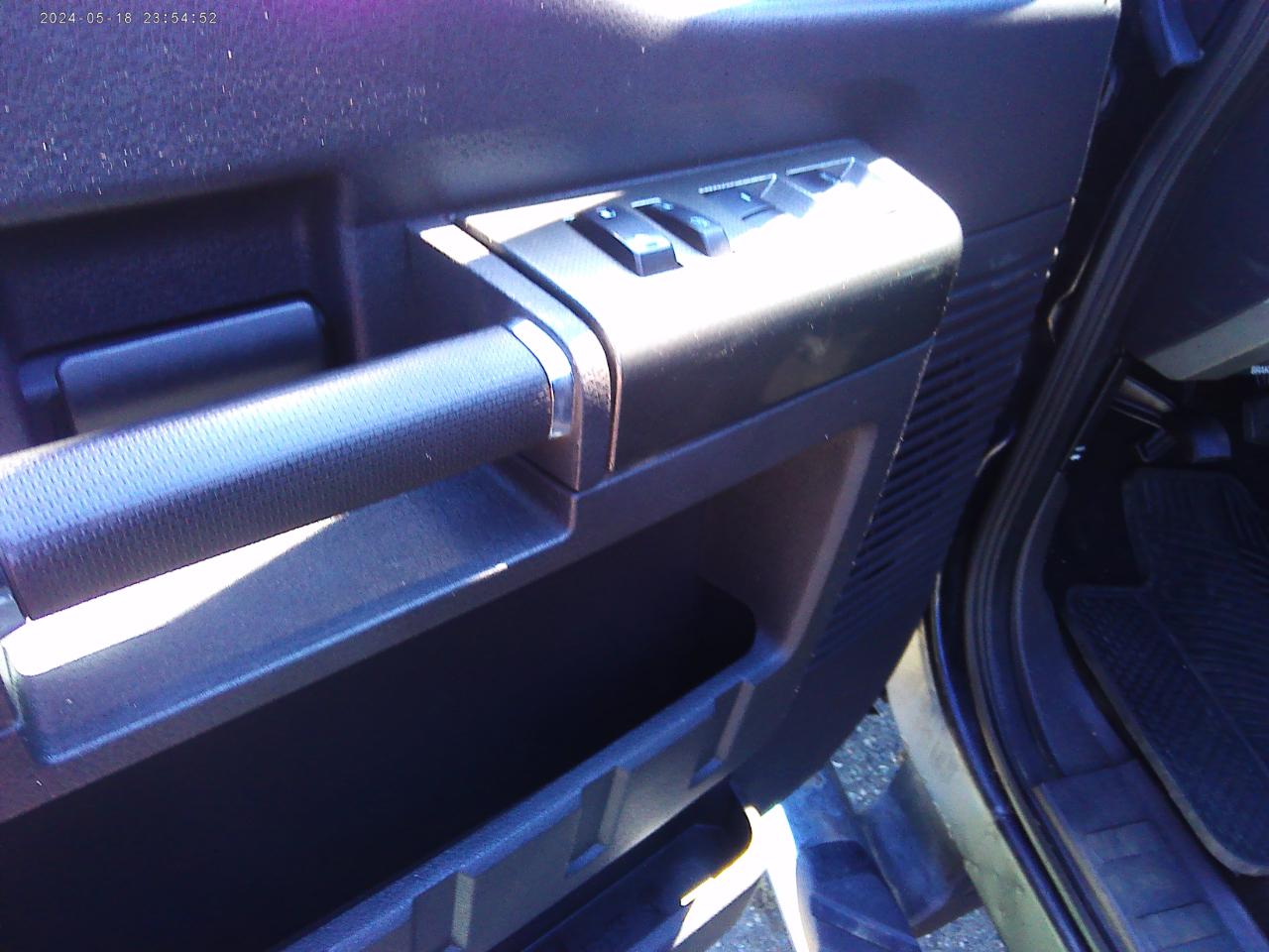Ford F-350 SD Lariat Crew Cab Long Bed 4WD 2008