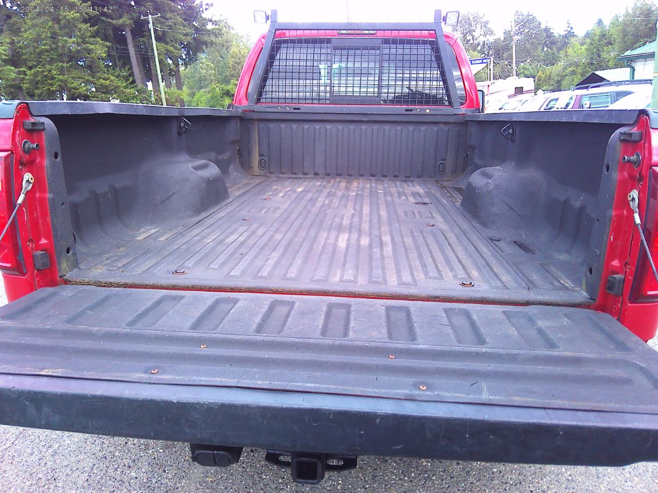 Ford F-350 SD Lariat SuperCab Long Bed DRW 4WD 2011
