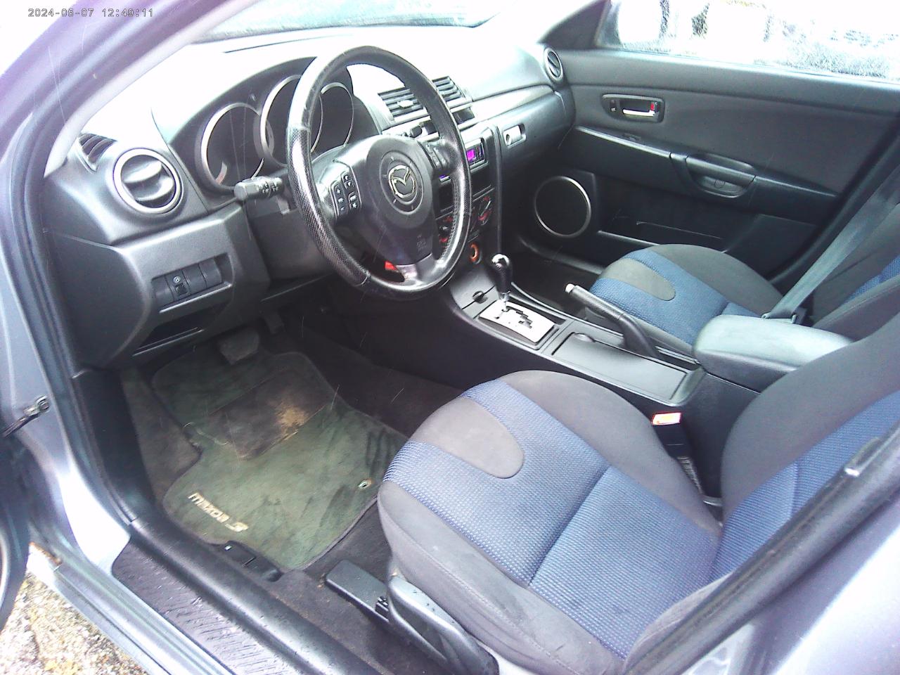 Mazda MAZDA3 s 5-Door 2004