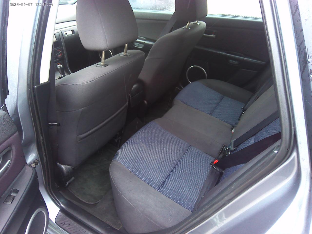 Mazda MAZDA3 s 5-Door 2004
