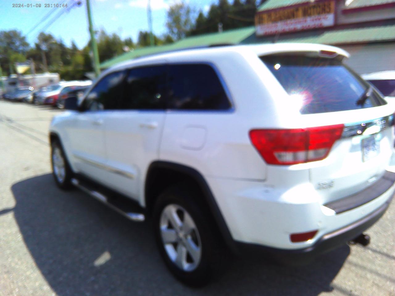 Jeep Grand Cherokee Laredo 4WD 2013