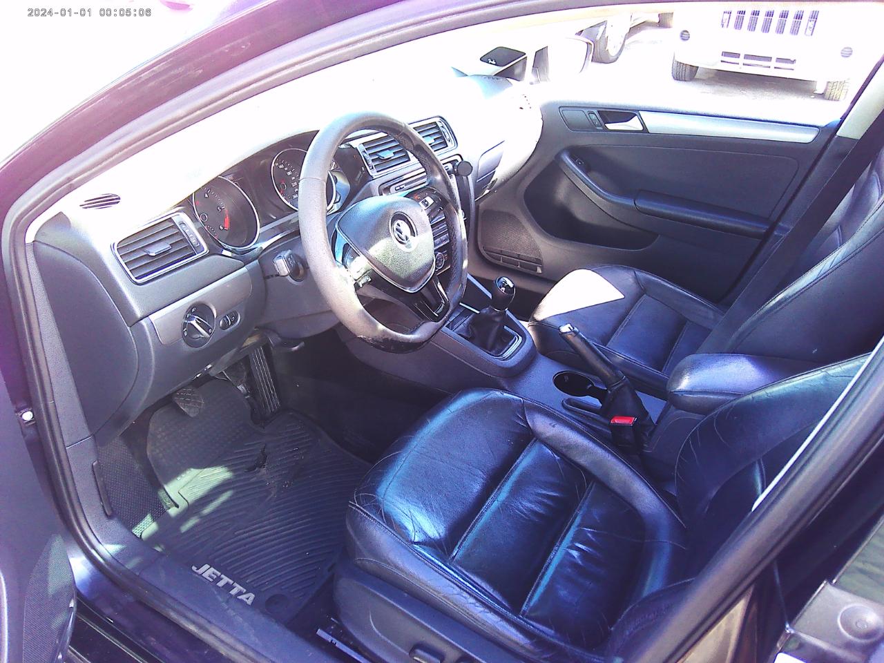 Volkswagen Jetta TDI S 6M 2015