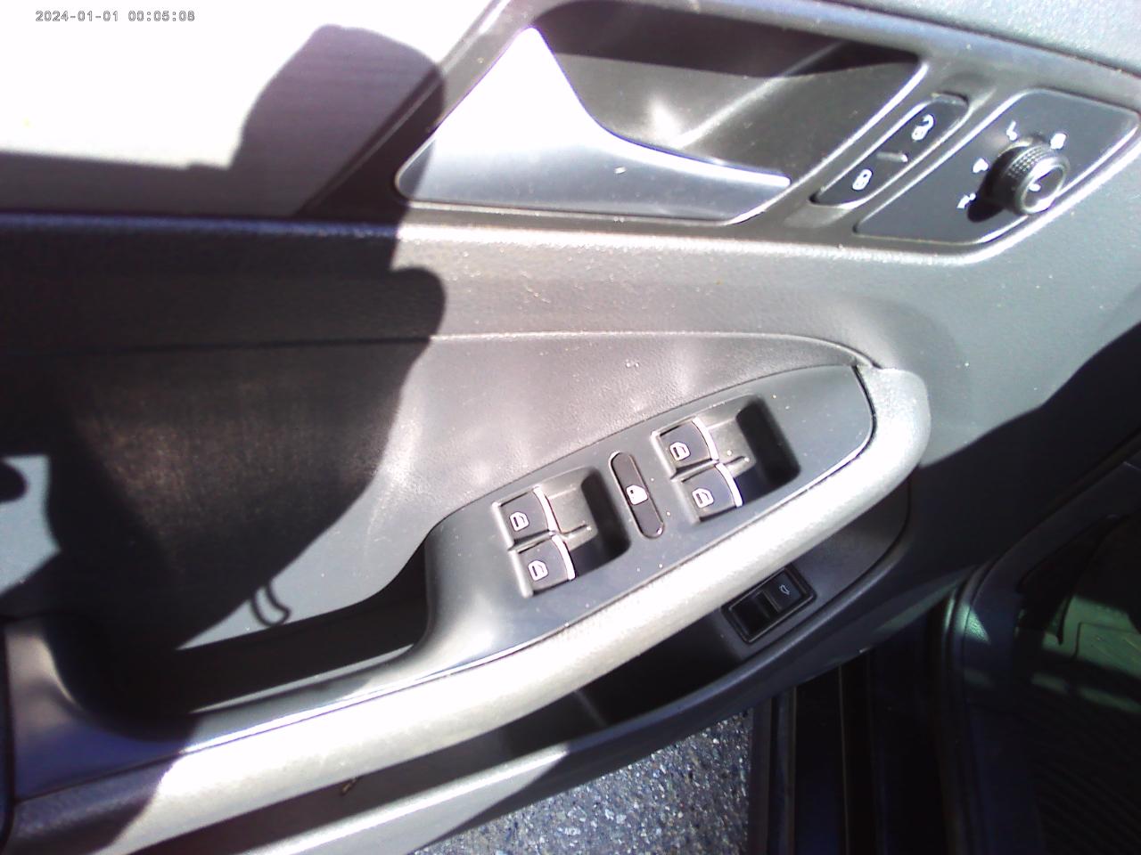 Volkswagen Jetta TDI S 6M 2015