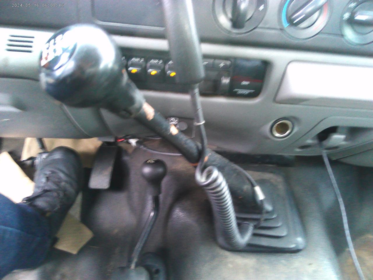 Ford F-350 SD XL SuperCab Long Bed 4WD 2005