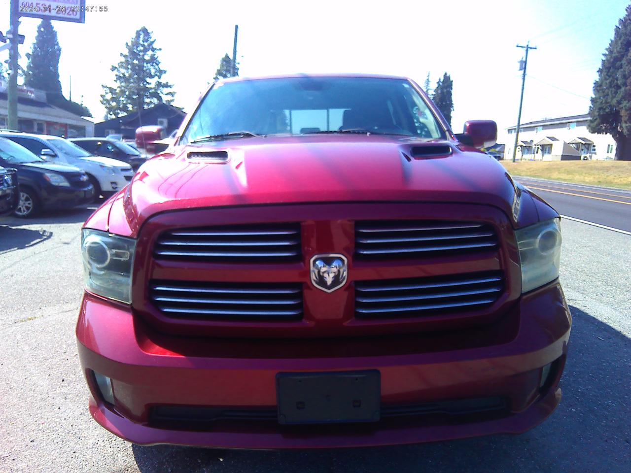 RAM 1500 Laramie Crew Cab SWB 4WD 2013
