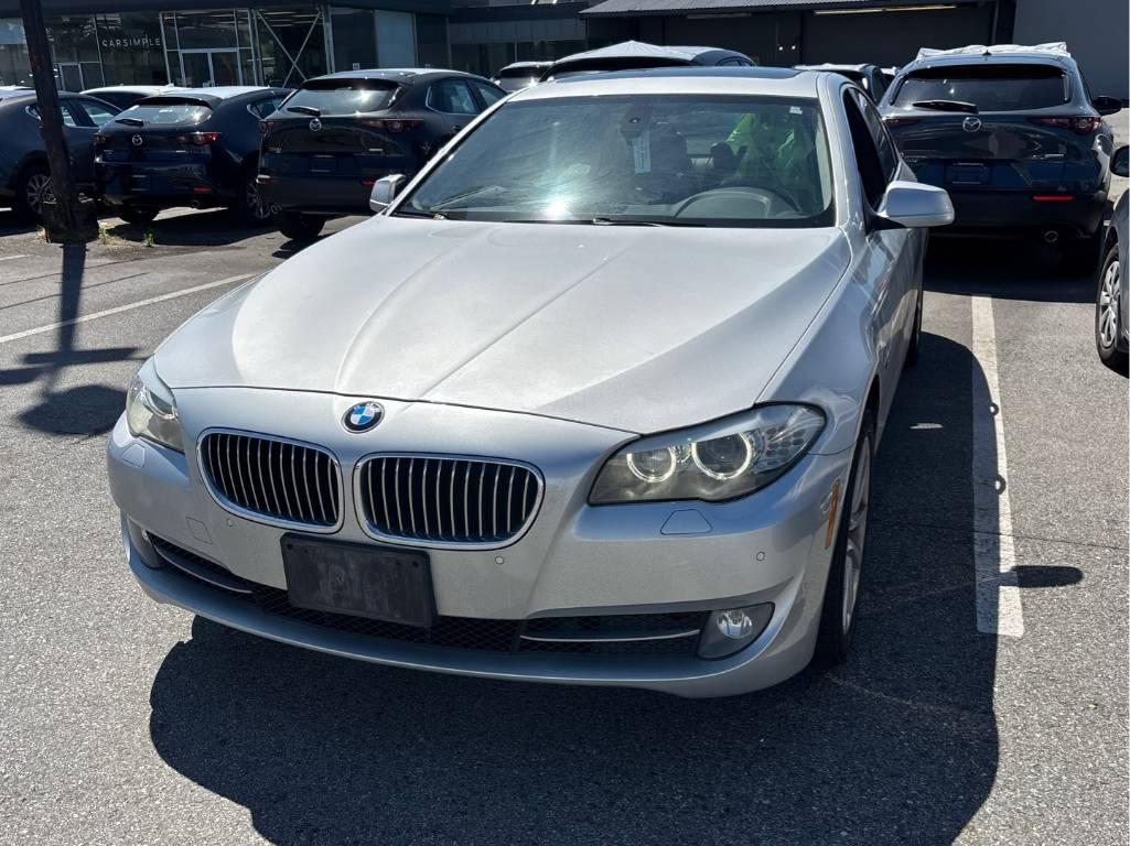 BMW 5-Series  2012