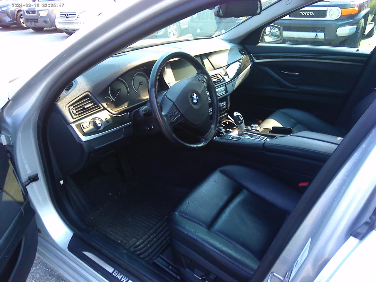 BMW 5-Series  2012