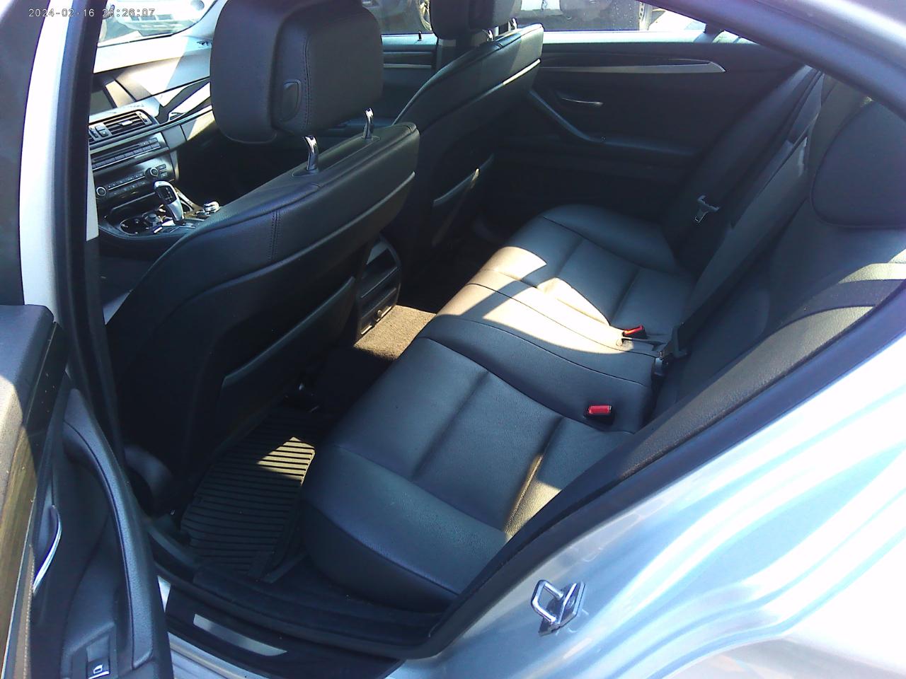 BMW 5-Series  2012