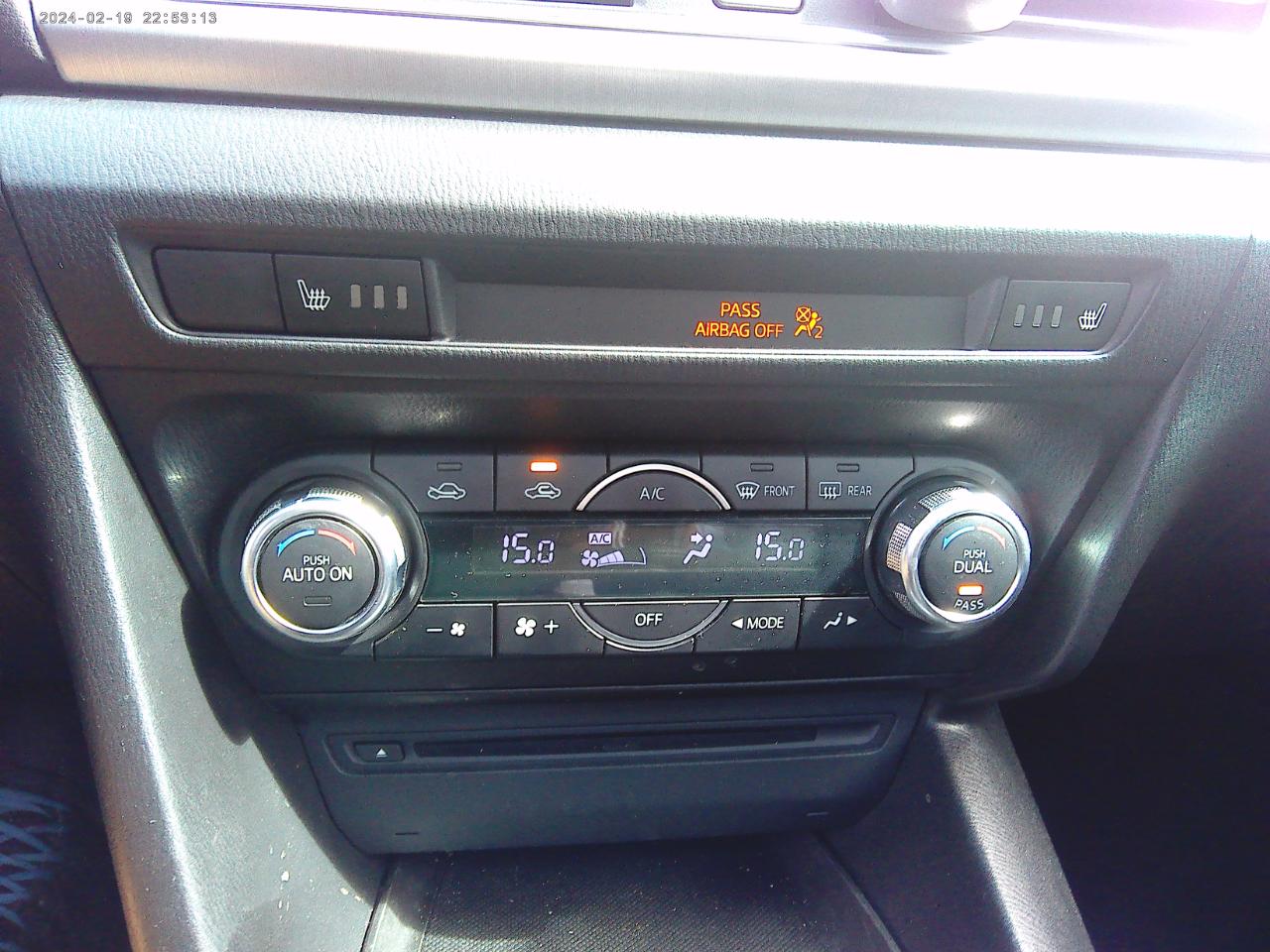 Mazda MAZDA3  2016