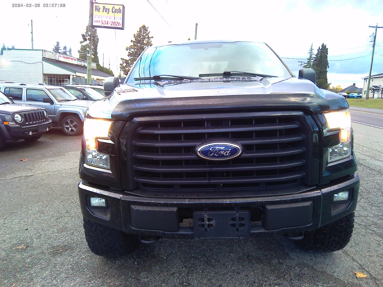 Ford F-150 XLT SuperCrew 5.5-ft. Bed 4WD 2015