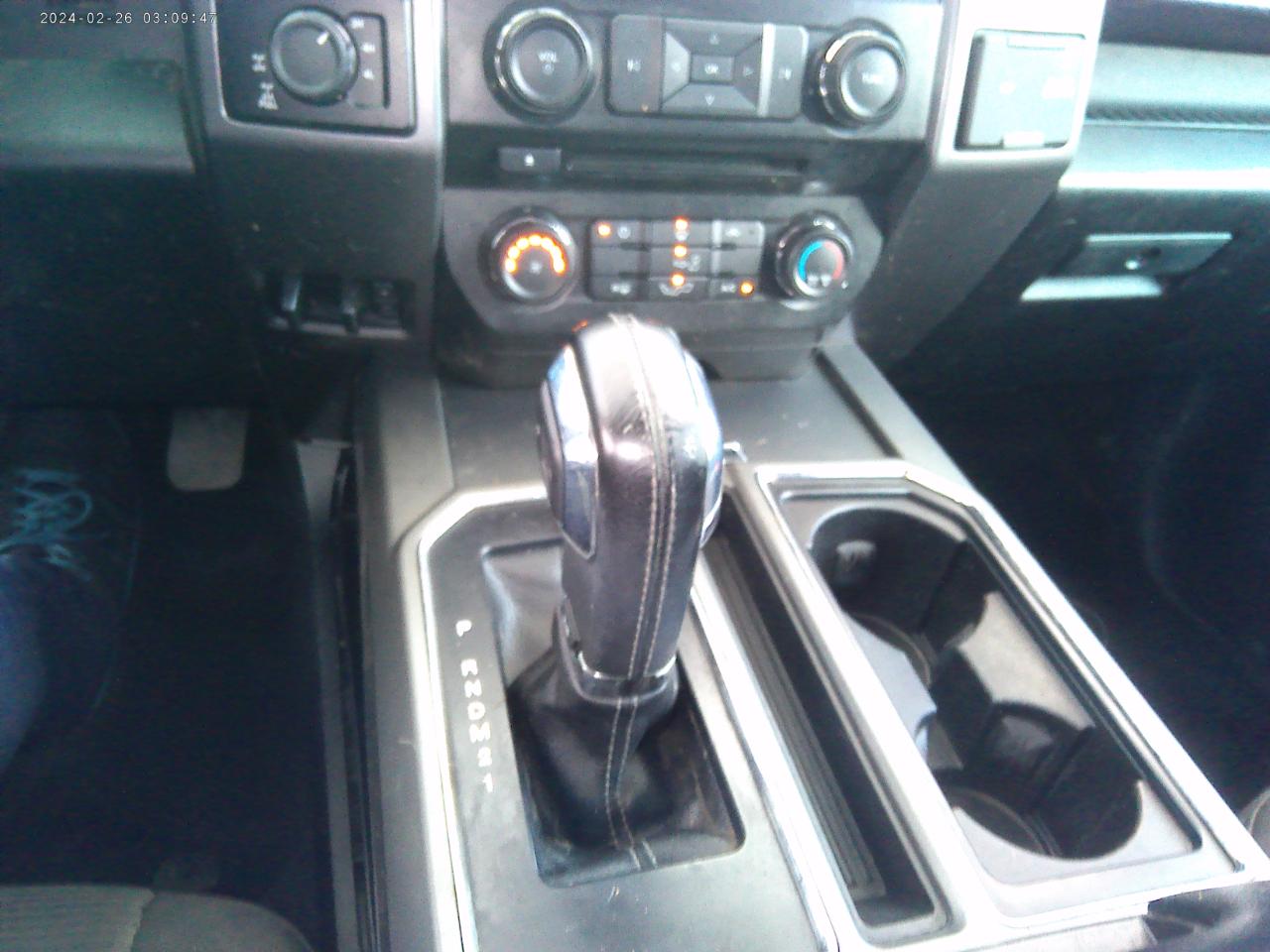 Ford F-150 XLT SuperCrew 5.5-ft. Bed 4WD 2015