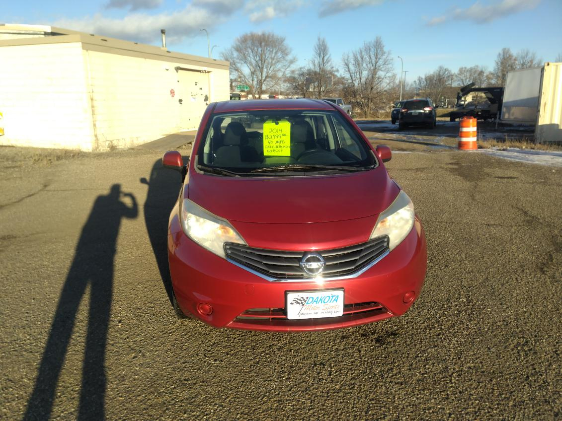 Nissan Versa Note S Plus 2014