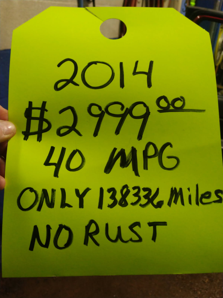 Nissan Versa Note S Plus 2014