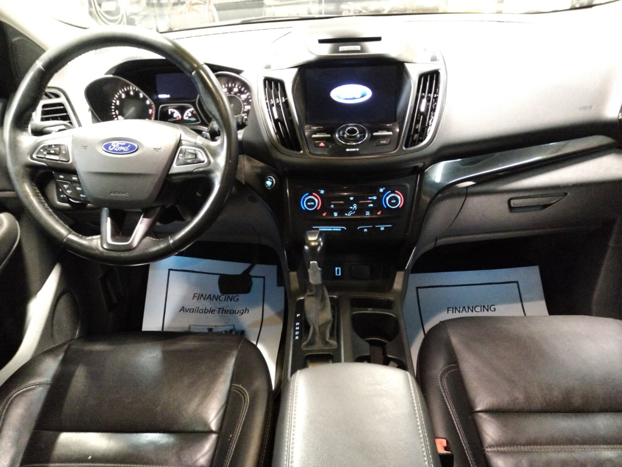 Ford Escape Titanium 4WD 2017 Ford Escape Titanium 4WD 2017