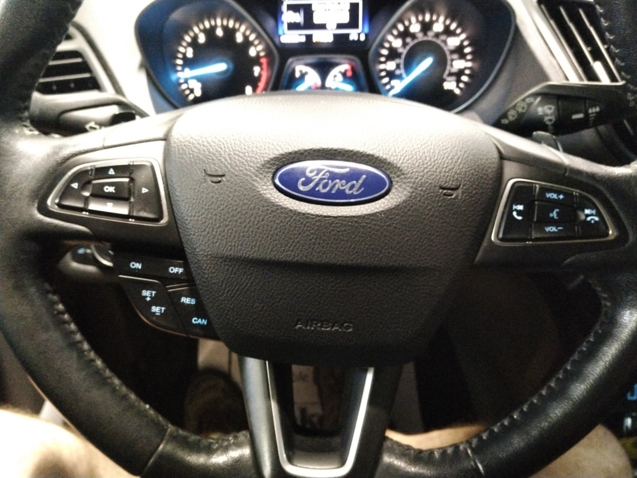 Ford Escape Titanium 4WD 2017 Ford Escape Titanium 4WD 2017