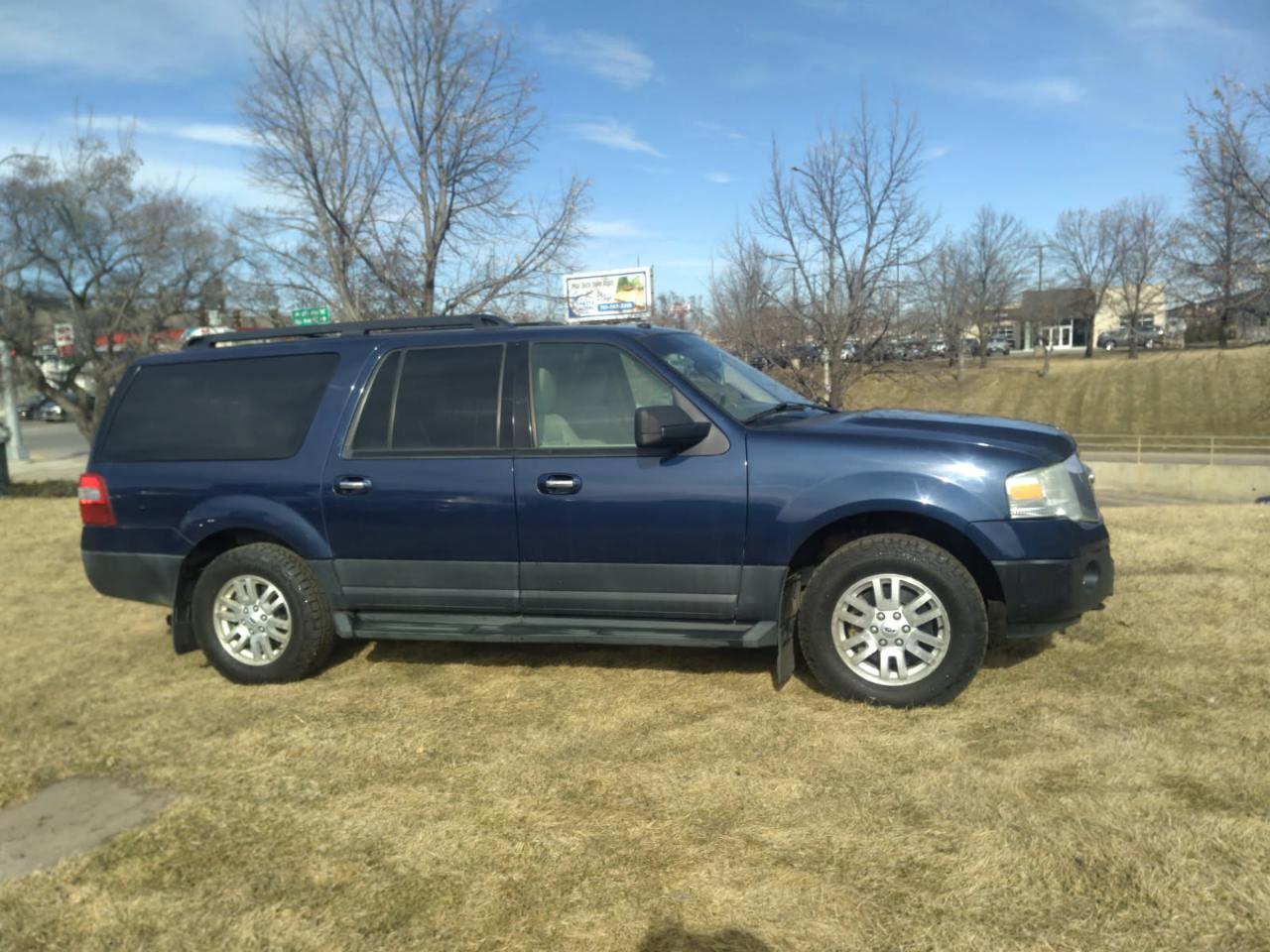 2011 Ford Expedition EL XL 4WD