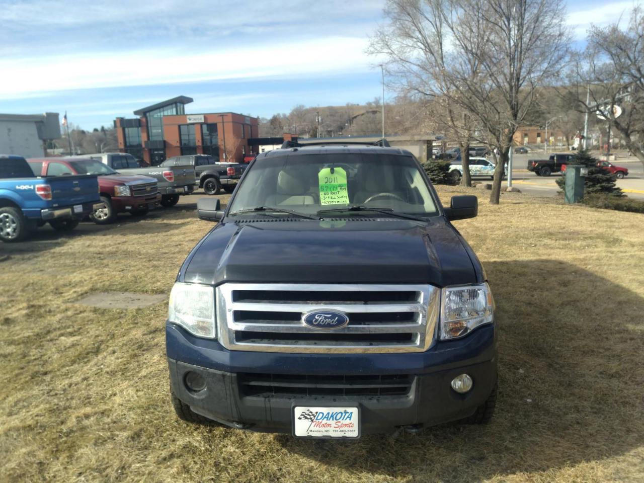 Ford Expedition EL XL 4WD 2011