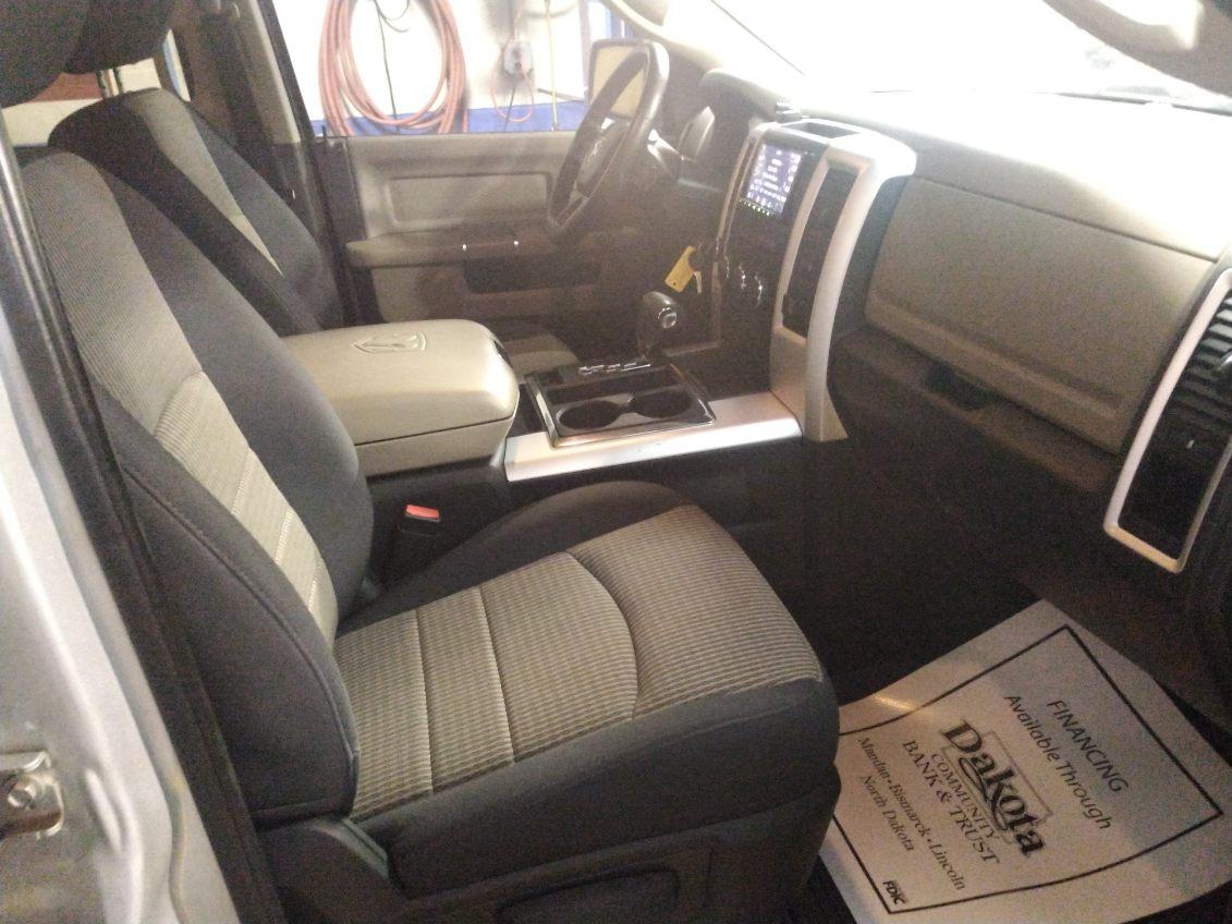 RAM 1500 SLT Quad Cab 4WD 2012