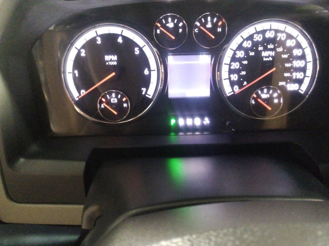 RAM 1500 SLT Quad Cab 4WD 2012