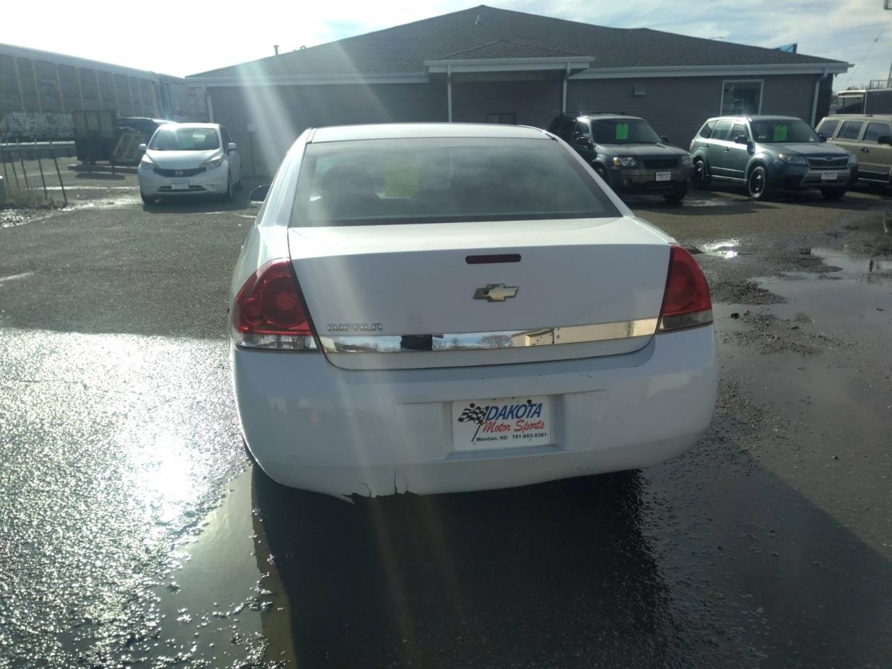 Chevrolet Impala LS 2010