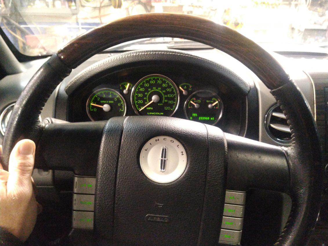 Lincoln Mark LT 4WD 2007