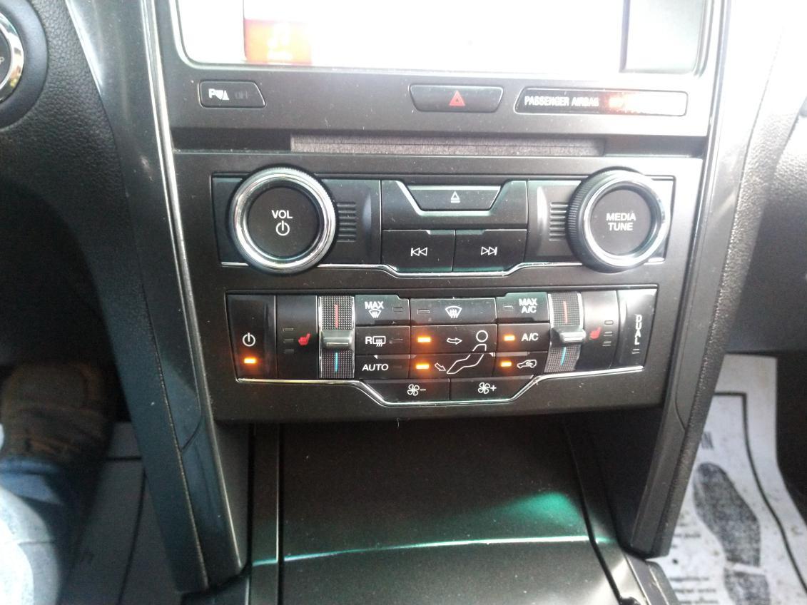 Ford Explorer XLT 4WD 2017