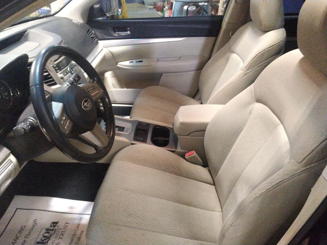 Subaru Outback 2.5i Premium 2010