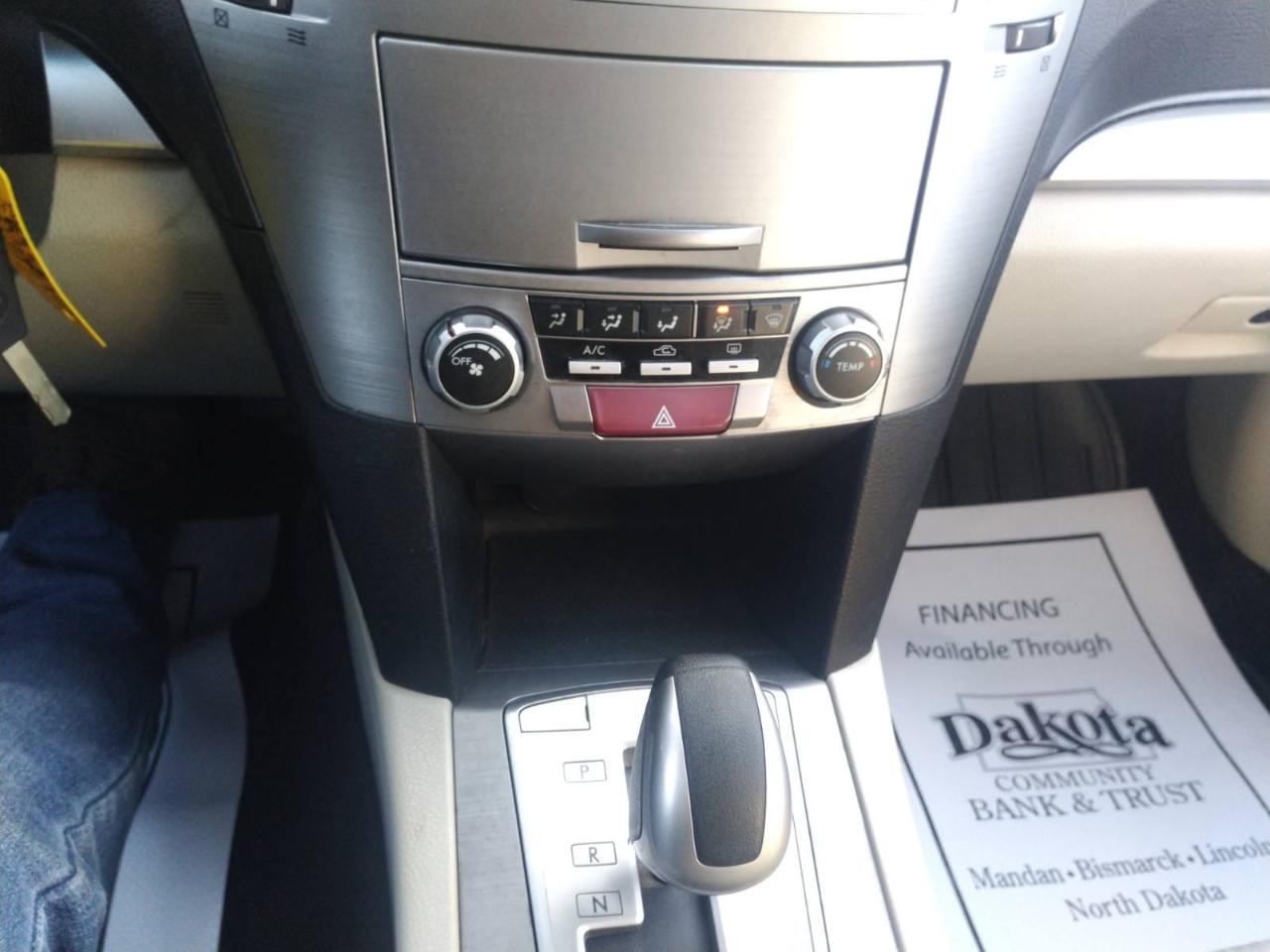 Subaru Outback 2.5i Premium 2010